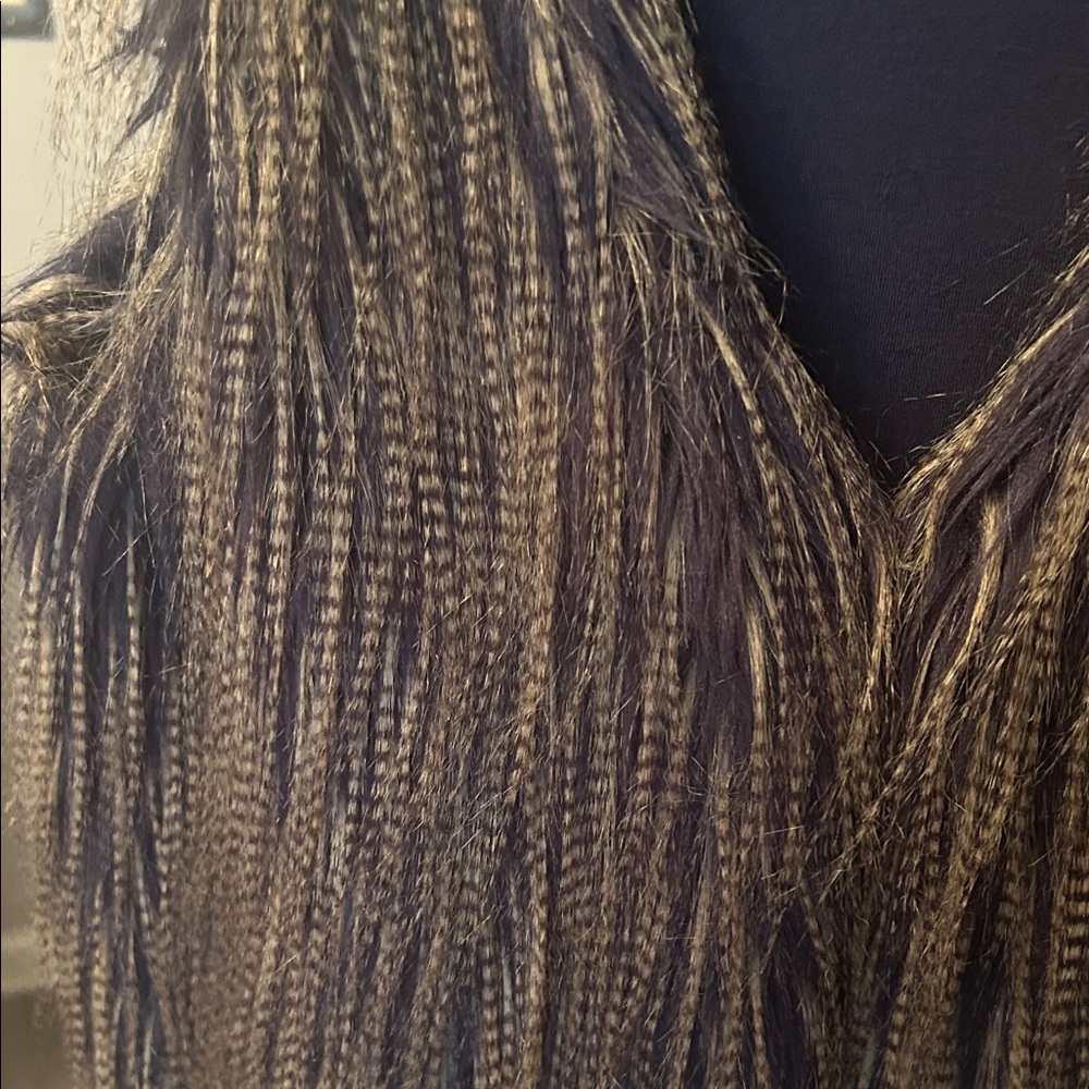 Faux Fur Vest - Picture 3 of 3